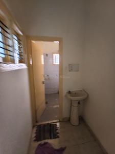 Bedroom Image of 1200 Sq.ft 2 BHK Builder Floor for rent in Mallathahalli Bengaluru for Rs. 20000