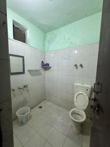 Bathroom Image of 645 Sq.ft 4.5 BHK Independent House for rent in Beta II Greater Noida for Rs. 55000