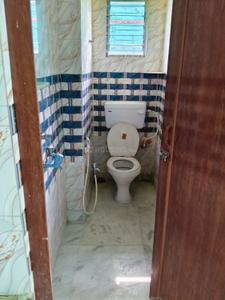 Bathroom Image of 300 Sq.ft 1 BHK Builder Floor for rent in VIP Nagar Kolkata for Rs. 6500