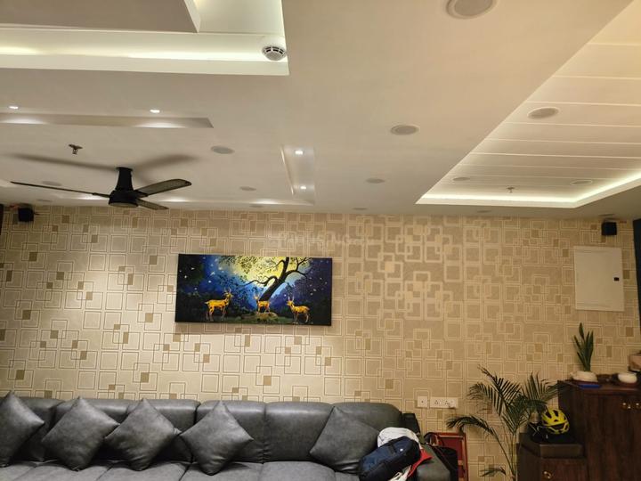 Merlin 5th Avenue Main Image 1