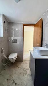 Bathroom Image of 1850 Sq.ft 3.5 BHK Apartment / Flat for sale in Peer Muchalla Zirakpur for Rs. 14800000