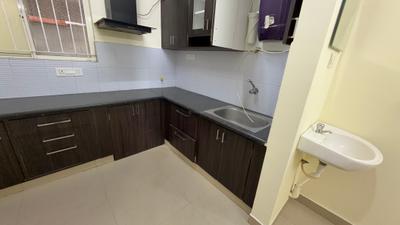 Kitchen Image of 1200 Sq.ft 2 BHK Apartment / Flat for rent in HBR Layout Bengaluru for Rs. 35000