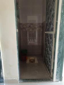 Bathroom Image of 550 Sq.ft 1 BHK Apartment / Flat for rent in Rabale Navi Mumbai for Rs. 13500