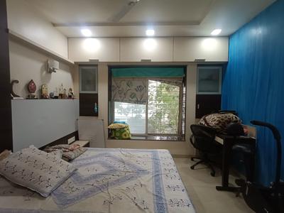 Bedroom Image of 1600 Sq.ft 3 BHK Apartment / Flat for rent in Shivaji Nagar Pune for Rs. 80000