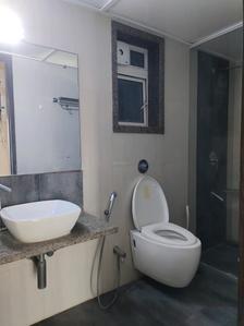 Common Bathroom Image of 1250 Sq.ft 3 BHK Apartment / Flat for sale in Veena Crest, Andheri West Mumbai for Rs. 29500000