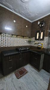 Kitchen Image of 550 Sq.ft 2 BHK Apartment / Flat for rent in Pitampura New Delhi for Rs. 25100