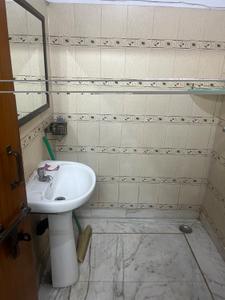 Bathroom Image of 1800 Sq.ft 3 BHK Independent House for sale in Sector 11 Gurgaon for Rs. 34500000