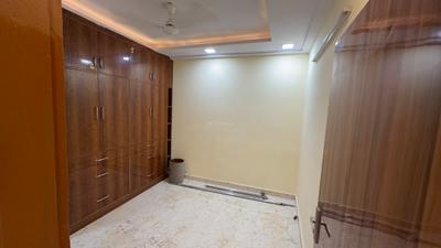 Bedroom Image of 1000 Sq.ft 3 BHK Builder Floor for rent in Mayur Vihar Phase 1 New Delhi for Rs. 30000
