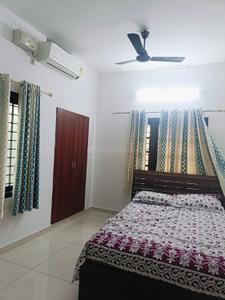 Bedroom Image of 1300 Sq.ft 2 BHK Independent House for rent in Maradu Kochi for Rs. 25000
