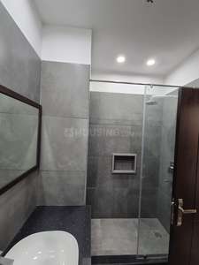 Bathroom Image of 2822 Sq.ft 3 BHK Builder Floor for rent in DLF Phase 3 Gurgaon for Rs. 110000