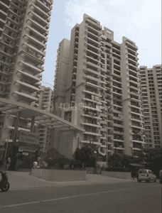 Gaursons India Gaur City 16th Avenue Rent Flats for rent in