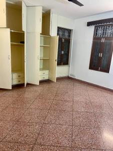 Bedroom Image of 3000 Sq.ft 2 BHK Builder Floor for rent in New Friends Colony New Delhi for Rs. 65000