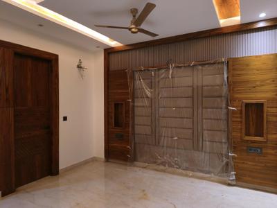 Bedroom Image of 2400 Sq.ft 4 BHK Builder Floor for sale in Indirapuram Ghaziabad for Rs. 35000000