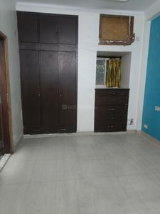 Bedroom Image of 1750 Sq.ft 4 BHK Apartment / Flat for sale in Navkunj Apartment, Patparganj New Delhi for Rs. 32500000