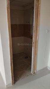 Bathroom Image of 2824 Sq.ft 4 BHK Apartment / Flat for sale in Amrapali Heartbeat City IV, Sector 107 Noida for Rs. 31000000