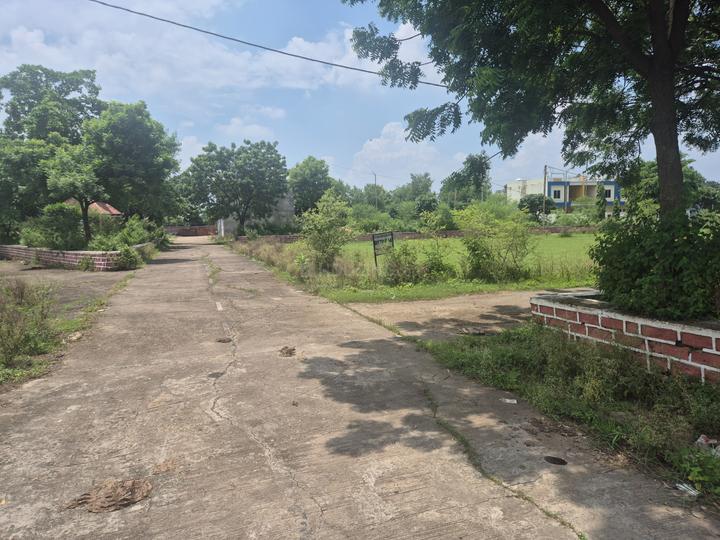 VR V R Diamond Park Main Image 1