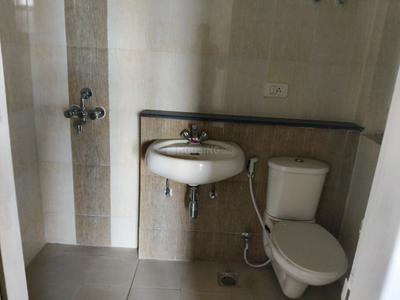 Bathroom Image of 1400 Sq.ft 4 BHK Apartment / Flat for sale in BPTP Park Elite Premium, Sector 84 Faridabad for Rs. 12000000