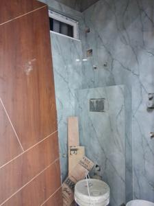 Common Bathroom Image of 1000 Sq.ft 2 BHK Apartment / Flat for sale in Capital Metro Height by Capital Infra, Sector 72 Noida for Rs. 3340000