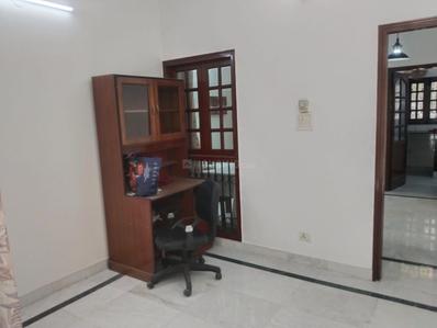 Bedroom Image of 1200 Sq.ft 2.5 BHK Apartment / Flat for sale in DDA Santushti Apartment, Vasant Kunj New Delhi for Rs. 25000000