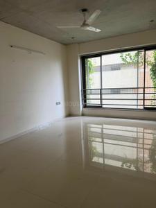Bedroom Image of 3200 Sq.ft 4 BHK Apartment / Flat for rent in Zaveri Amara, Bodakdev Ahmedabad for Rs. 150000