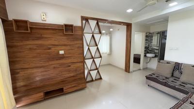 Living Room Image of 1215 Sq.ft 2 BHK Apartment / Flat for rent in Kavish Karnavati Riviera, New Maninagar Ahmedabad for Rs. 25000