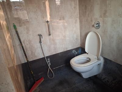 Bathroom Image of 1100 Sq.ft 2 BHK Apartment / Flat for sale in Gandhibagh Nagpur for Rs. 6100000