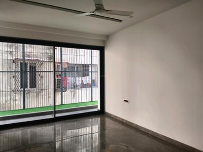 Bedroom Image of 1950 Sq.ft 4 BHK Builder Floor for sale in Sun City, Sector 54 Gurgaon for Rs. 42500000