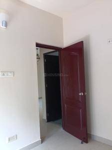 Bedroom Image of 600 Sq.ft 2 BHK Apartment / Flat for rent in Medavakkam Chennai for Rs. 17000