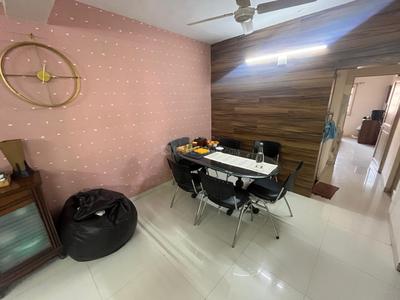 Hall Image of 1125 Sq.ft 2 BHK Apartment / Flat for sale in Shyamal Ahmedabad for Rs. 5800000