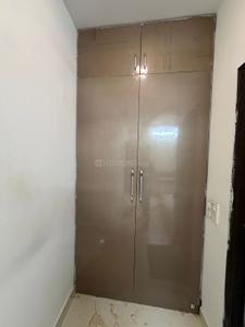 Bedroom Image of 699 Sq.ft 1 BHK Apartment / Flat for rent in RWA Lajpat Nagar 4 Colonies, Lajpat Nagar New Delhi for Rs. 27000
