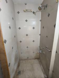 Bathroom Image of 1250 Sq.ft 2 BHK Apartment / Flat for rent in Ambawadi Ahmedabad for Rs. 22000