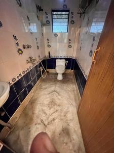 Bathroom Image of 850 Sq.ft 2 BHK Apartment / Flat for sale in Santoshpur Kolkata for Rs. 5200000