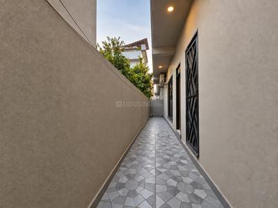 Balcony Image of 3000 Sq.ft 5 BHK Villa for sale in Haridwar Dehradun Road Dehradun for Rs. 42500000