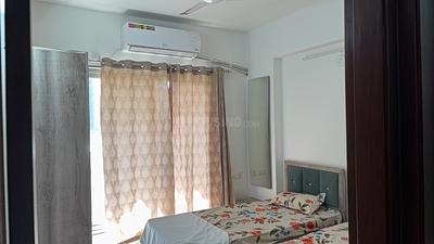 Bedroom Image of 1218 Sq.ft 2 BHK Apartment / Flat for rent in Adani Aster Phase 1, Vaishno Devi Circle Ahmedabad for Rs. 35000