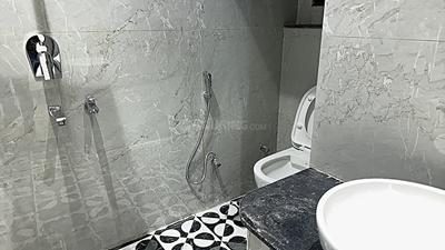 Image of 1350 Sq.ft 2 BHK Apartment / Flat for sale in DDA Peepal Apartments, Sector 17 Dwarka, New Delhi for Rs. 16500000