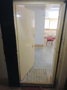 Bedroom Image of 750 Sq.ft 2 BHK Apartment / Flat for sale in Lake Gardens Kolkata for Rs. 4000000