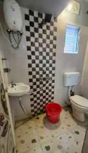 Bathroom Image of 550 Sq.ft 2 BHK Apartment / Flat for sale in baguiati market and residential complex, Narayantala Kolkata for Rs. 1800000