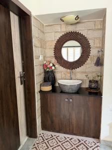 Image of 1800 Sq.ft 4 BHK Independent House for sale in Chanakyapuri, Ahmedabad for Rs. 27000000