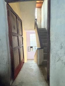 Balcony Image of 650 Sq.ft 2 BHK Builder Floor for rent in Mahmoorganj Varanasi for Rs. 8000