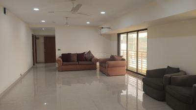 Living Room Image of 2650 Sq.ft 6 BHK Apartment / Flat for rent in Paresh Pujara And Abhiraj Pujara Shreeji Krupa, Vile Parle West Mumbai for Rs. 500000
