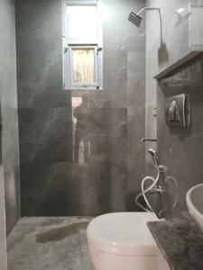 Trinity Primus Common Bathroom 4