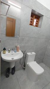 Bathroom Image of 1300 Sq.ft 2 BHK Independent House for rent in Ganga Nagar Meerut for Rs. 20000