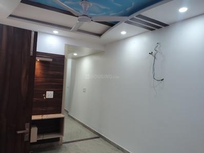 Bedroom Image of 1400 Sq.ft 3 BHK Builder Floor for rent in Preet Vihar New Delhi for Rs. 35000