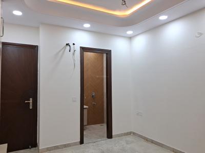 Bedroom Image of 2250 Sq.ft 4 BHK Builder Floor for sale in Paschim Vihar New Delhi for Rs. 42000000