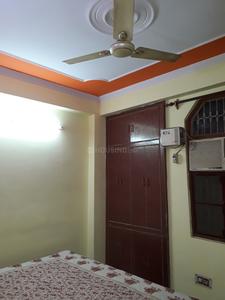 Bedroom Image of 1000 Sq.ft 2 BHK Apartment / Flat for sale in Dilshad Garden New Delhi for Rs. 4800000