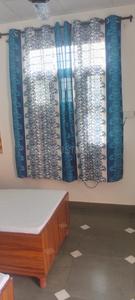 Bedroom Image of Girls pg in DLF Phase 2, Shahpur