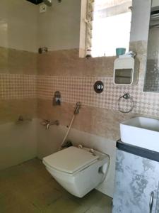 Bedroom Three Image of 1350 Sq.ft 3 BHK Apartment / Flat for rent in Kasarvadavali Thane for Rs. 42000