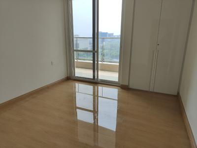 Bedroom Image of 2300 Sq.ft 3 BHK Apartment / Flat for rent in DLF One Midtown, Karampura New Delhi for Rs. 130000