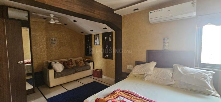 Maker Tower K Bedroom 1