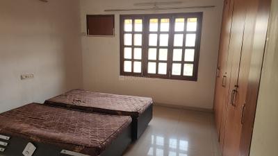 Bedroom Image of 800 Sq.ft 2 BHK Apartment / Flat for rent in Paldi Ahmedabad for Rs. 28000